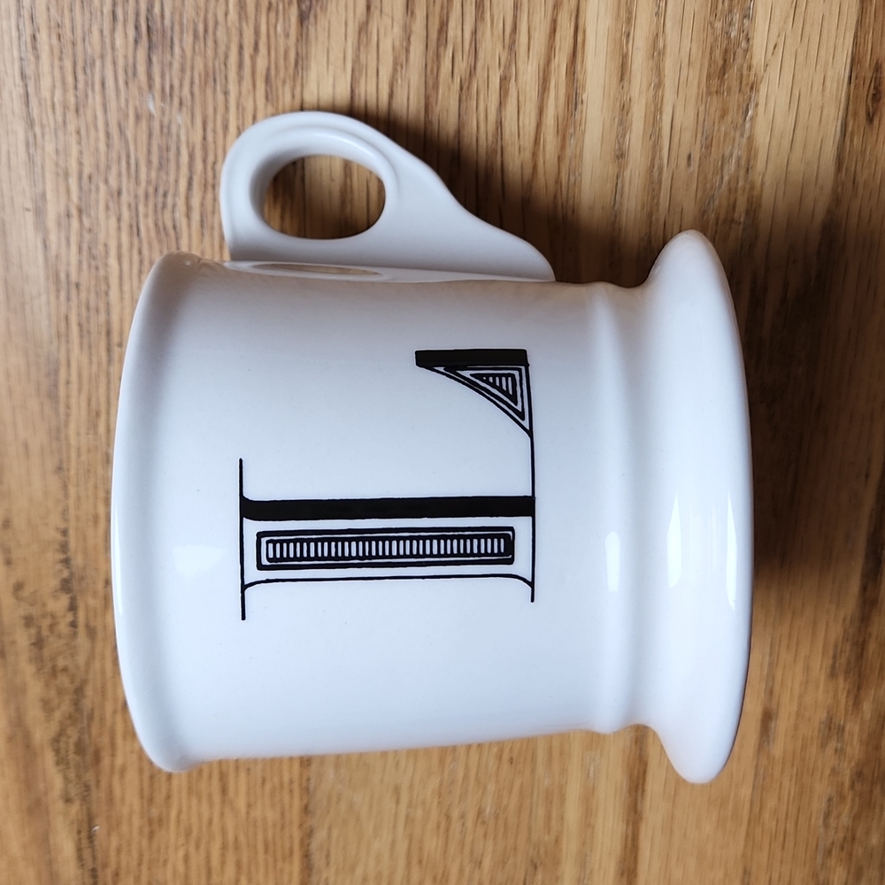 Anthropologie letter 'L' initial monogram mug
